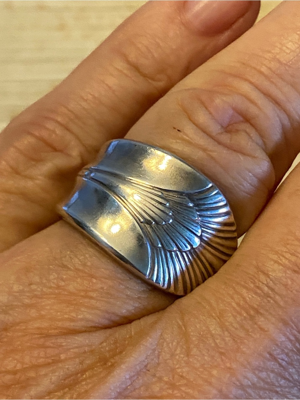Vintage Sculptural Fan Ring Unmarked Silver-Tone Size 7.5